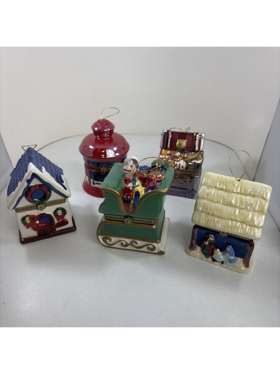 Mr. Christmas Other - Set of 5 Mr. Christmas Ornaments Hinged Musical Boxes with Animated Carousels